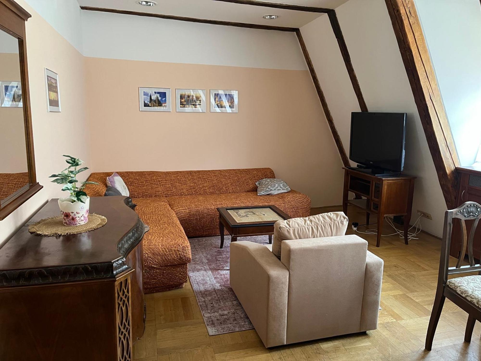 Residence U Vejvodu Прага Екстериор снимка